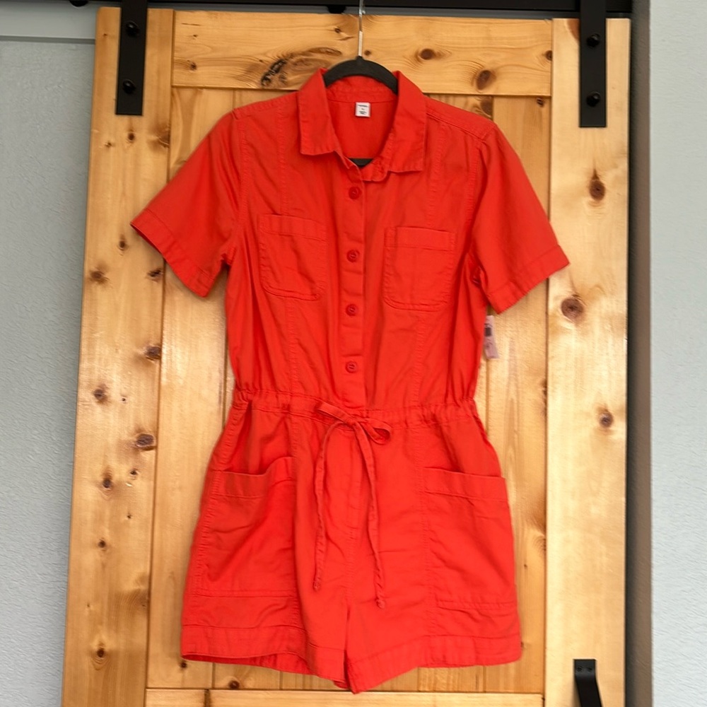 New NWT Old Navy Women’s Shortalls Jumper Orange Small Shorts Jumpsuit S 2 4 6